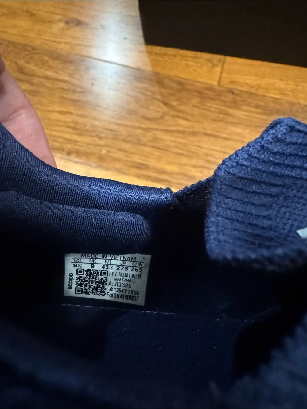 adidas lightweight knit